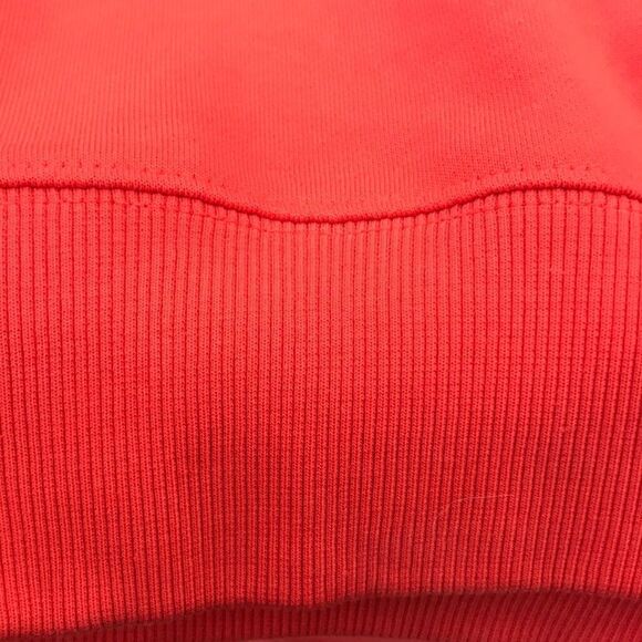 Vibrant Red Crewneck Sweater with Ribbed Cuffs - Picture 4 of 10